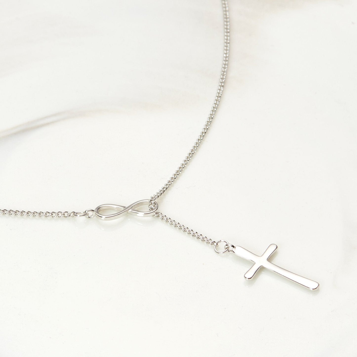 Amiga Necklace, Multiple Styles