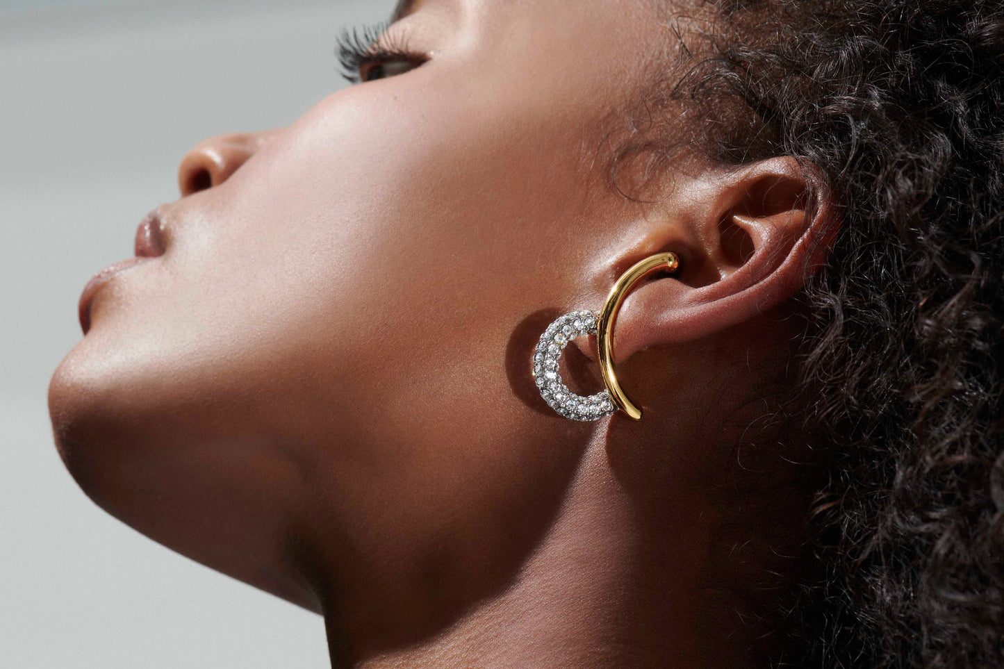 Marisa Pavé Hoops