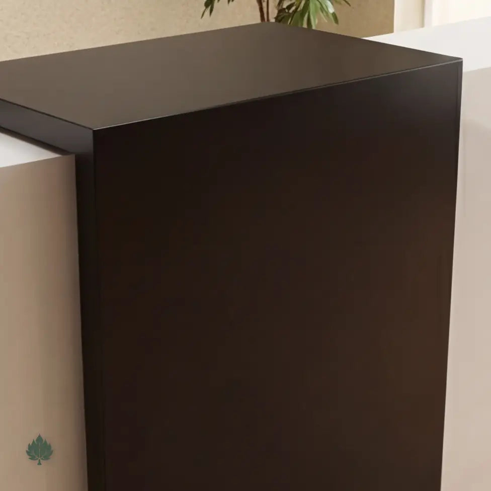Revera · Front Reception Desk