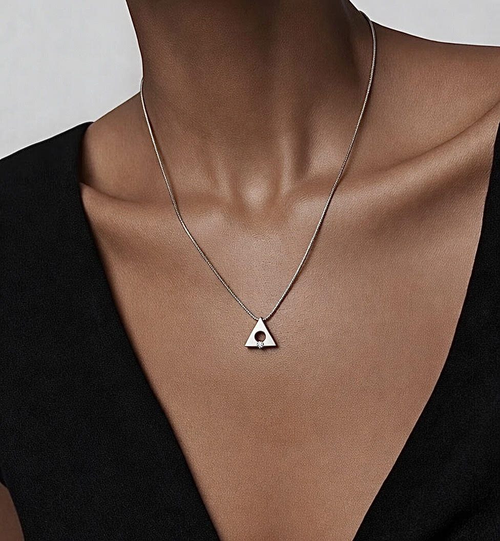PT093W B.Tiff Triangle Pendant