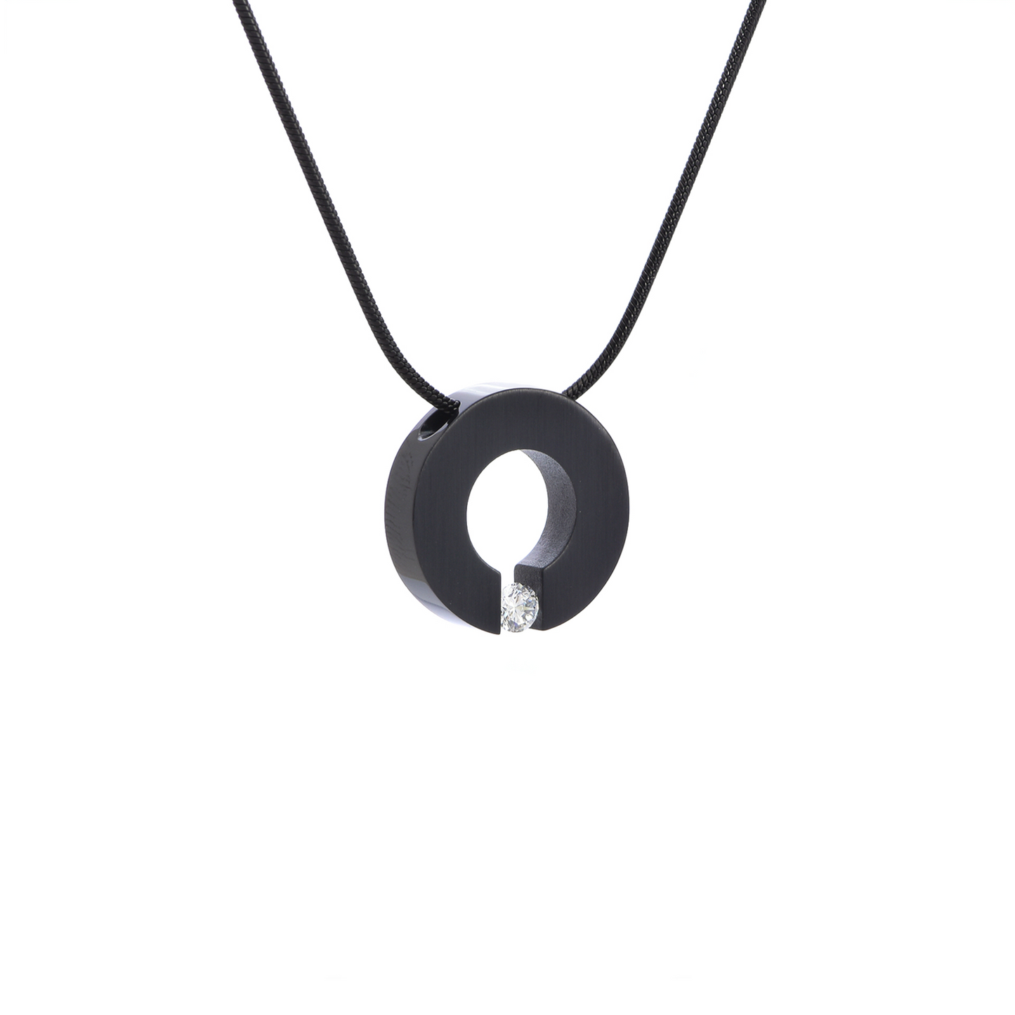 PT100B B.Tiff Black Malfinia Pendant Necklace