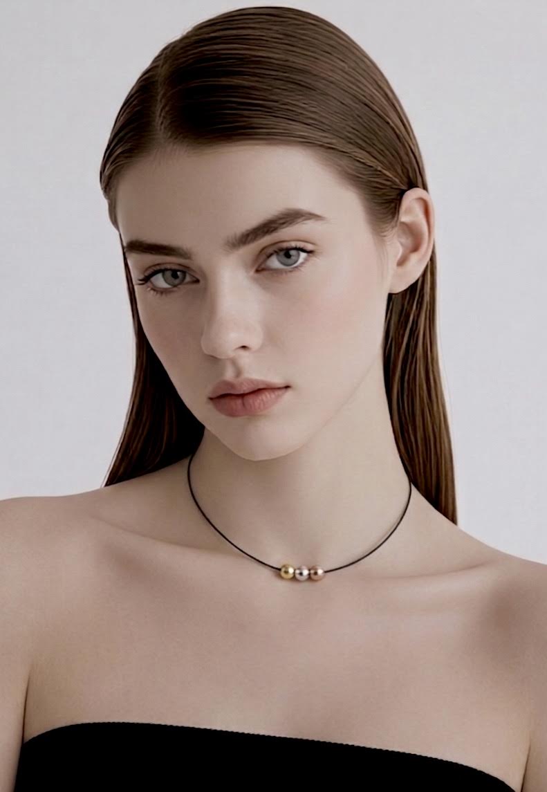 PT302B B.Tiff Triolette Pendant Necklace [Black Chain]