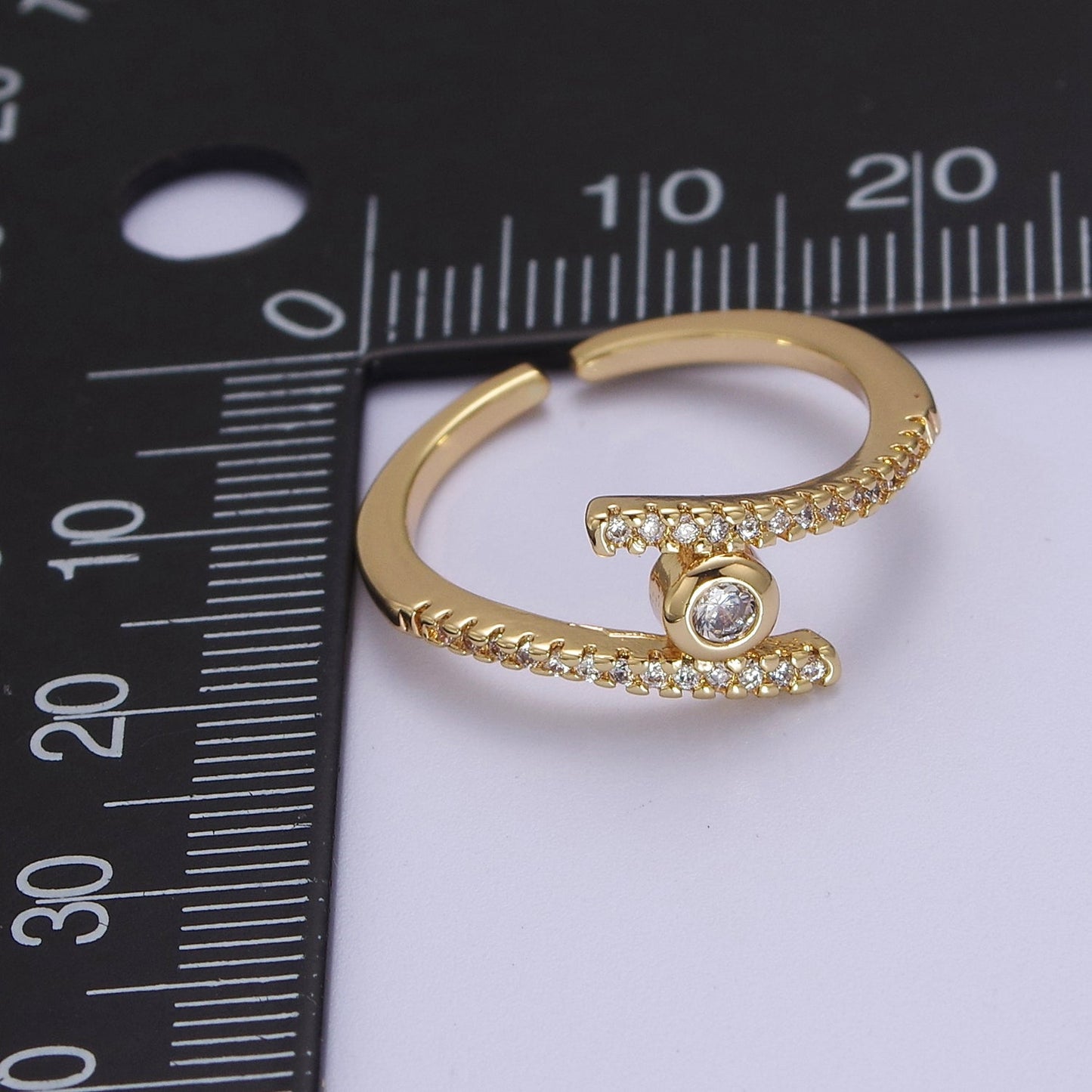 Round Bezel Set Cubic Zirconia Gold Filled Band For Stackable Jewelry S-537