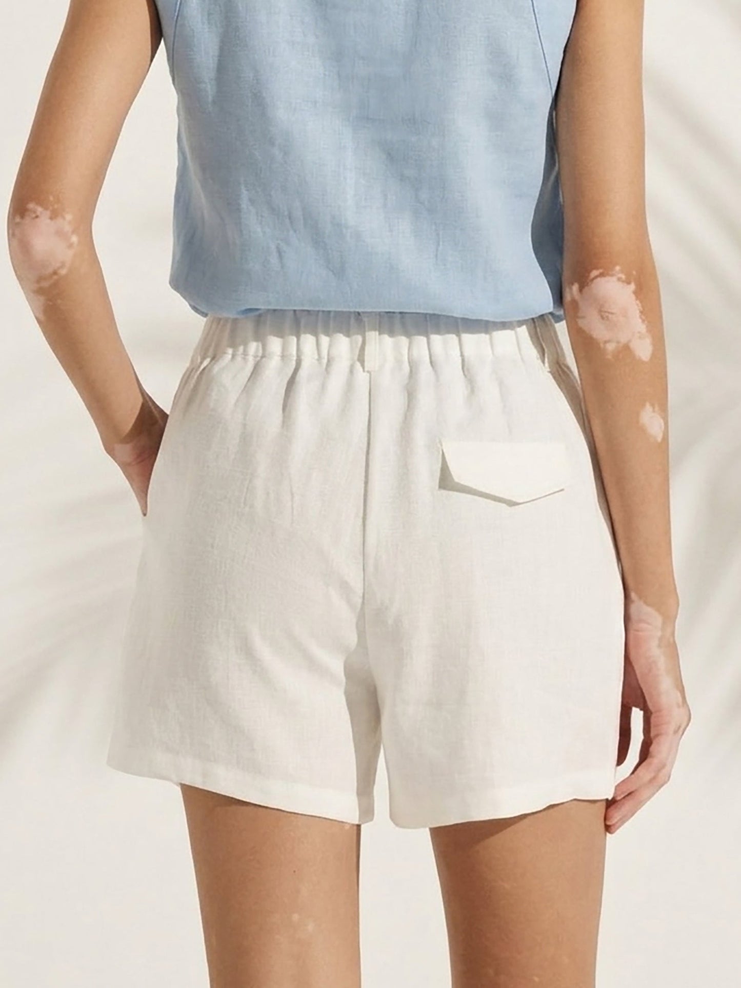 100% Linen Pleated Shorts ELLEN