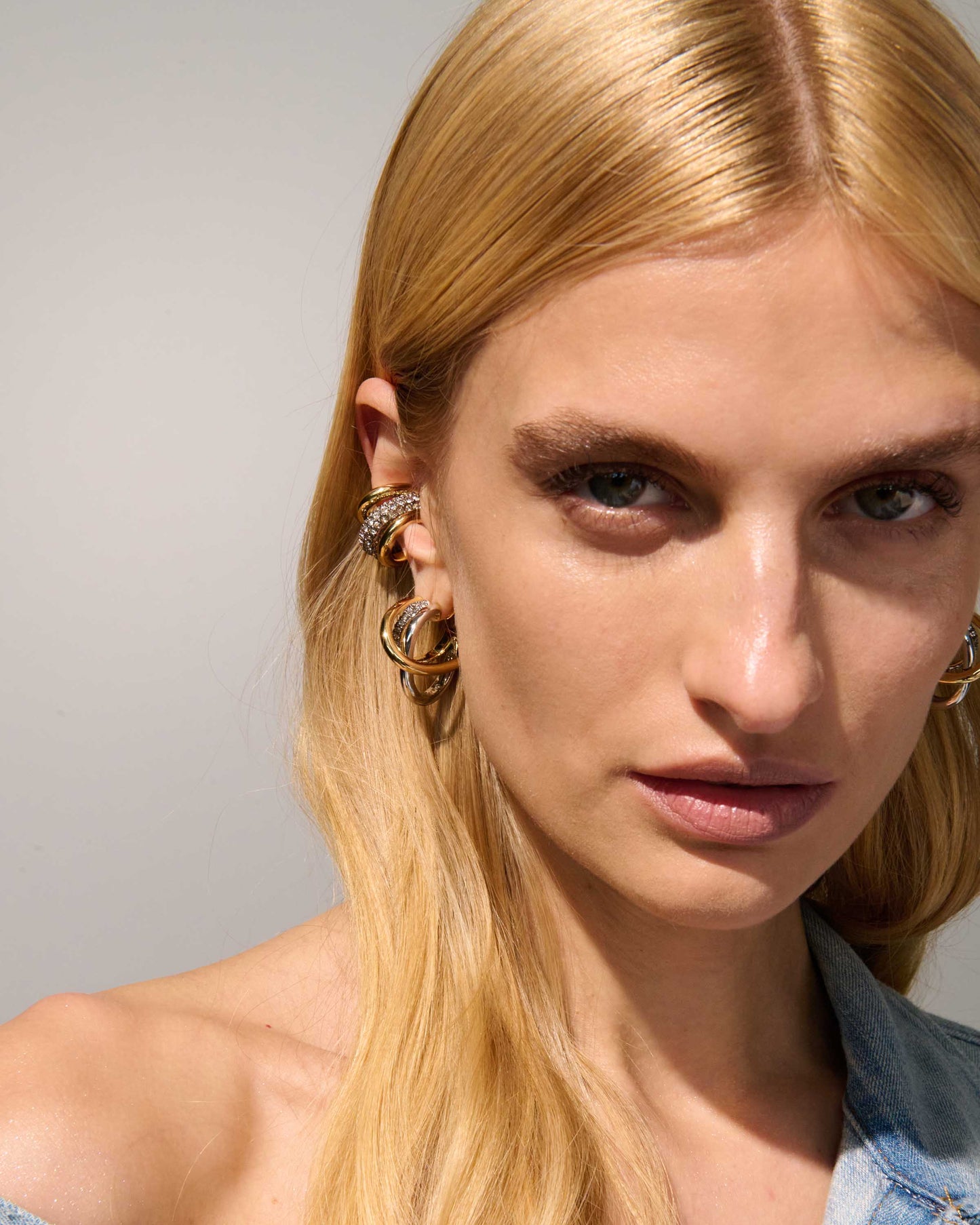 Aya Pavé Earrings