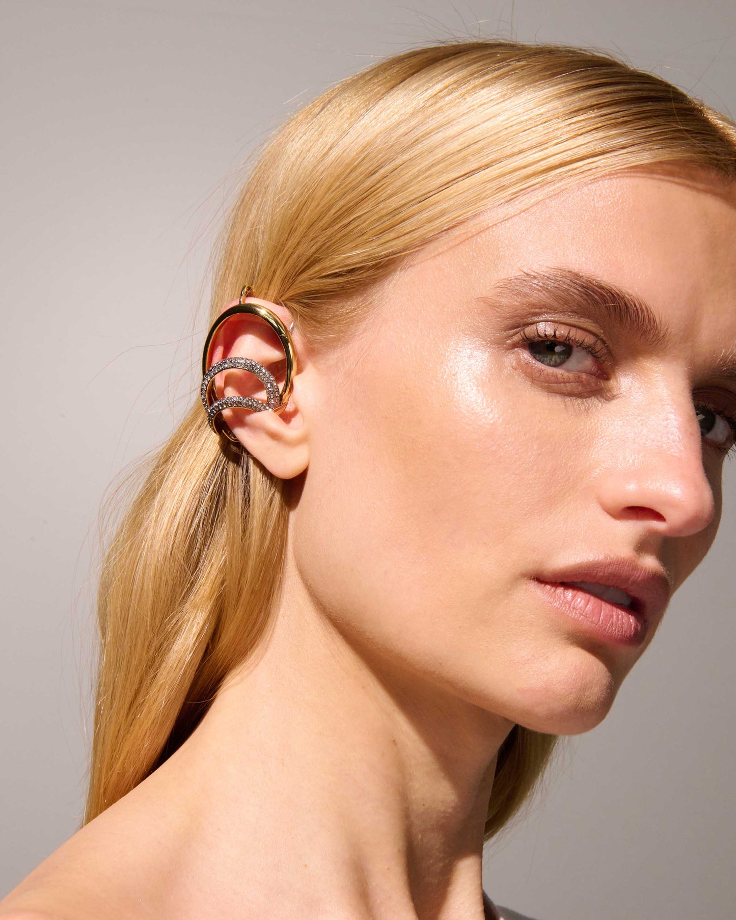 Raisa Pavé Ear Crown