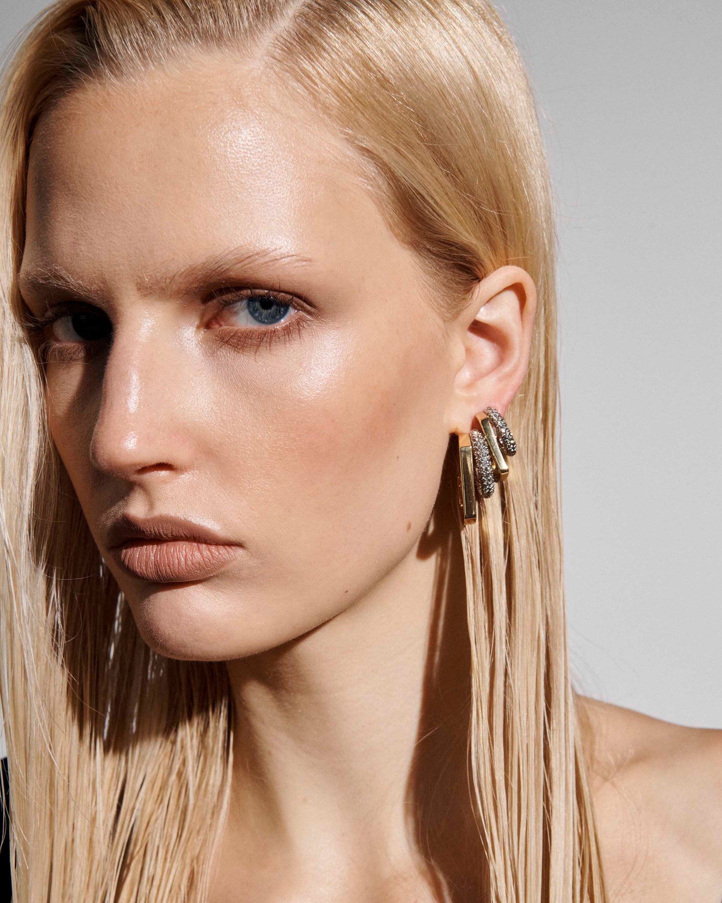 Tina Mini Pavé Earrings