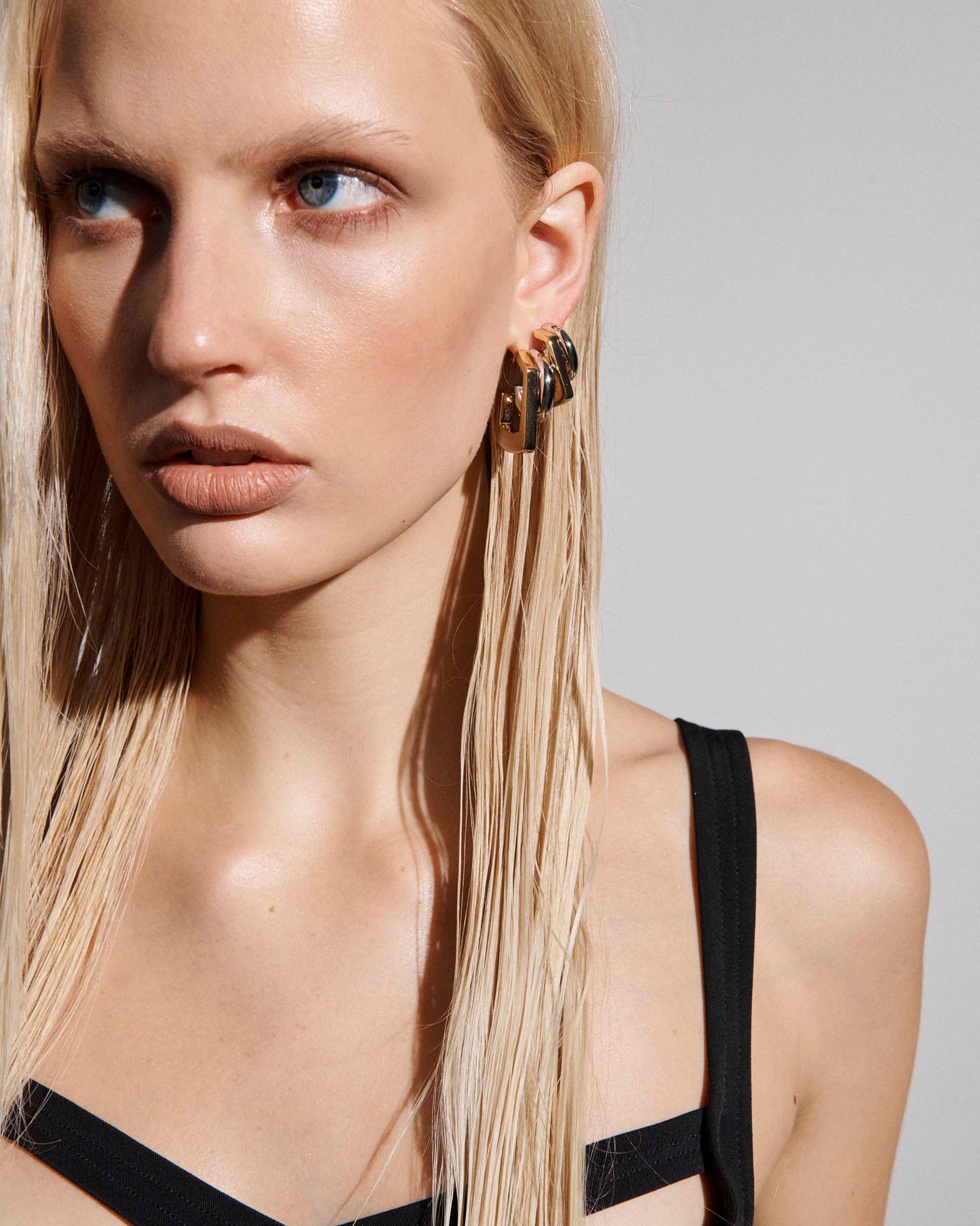 Tina Mini Earrings