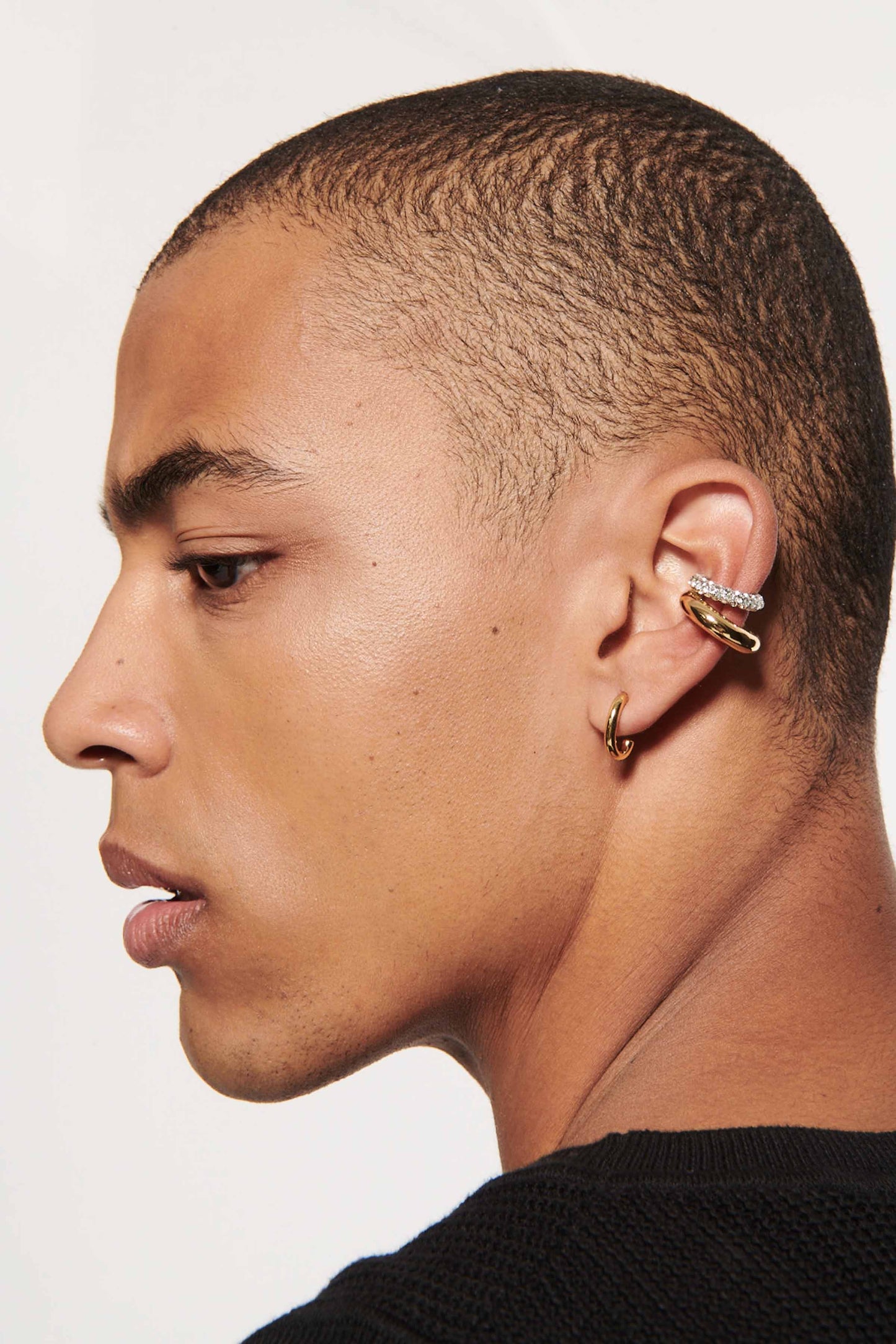 Vida Pavé Ear-Cuff