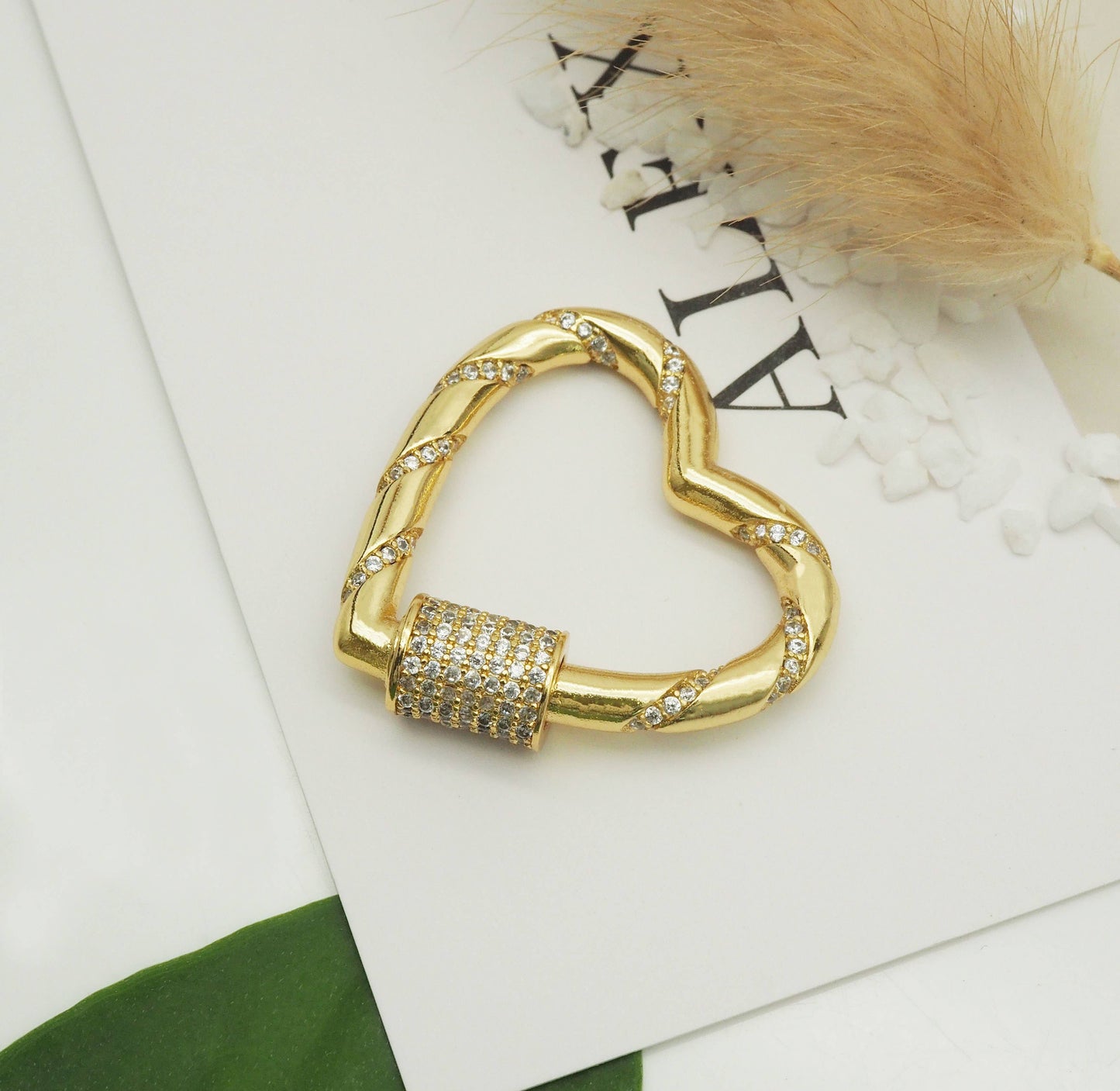 CZ Heart Screw Clasp, Sku#H334
