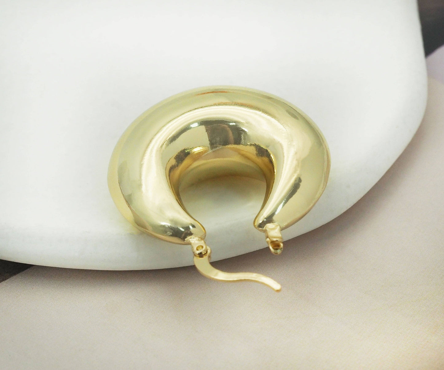 Statement Chunky Geometric Hoop Earrings, Oval Earrings, Sku#J364