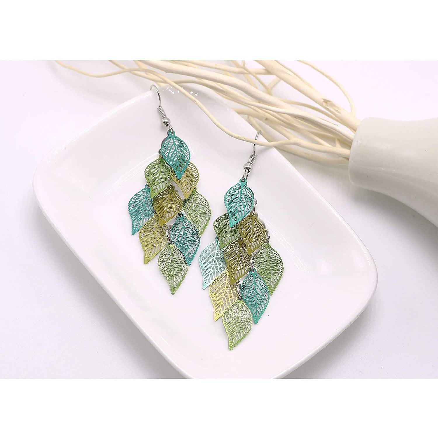 Boucles d'oreilles pendantes légères faites à la main de style bohème Aisansty