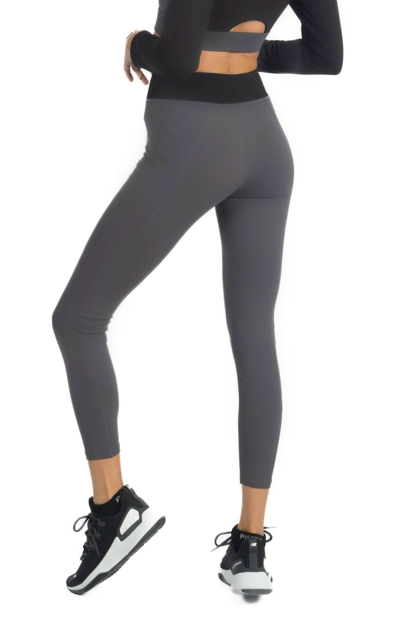 Alisha V Waistline Colorblock Legging in Black