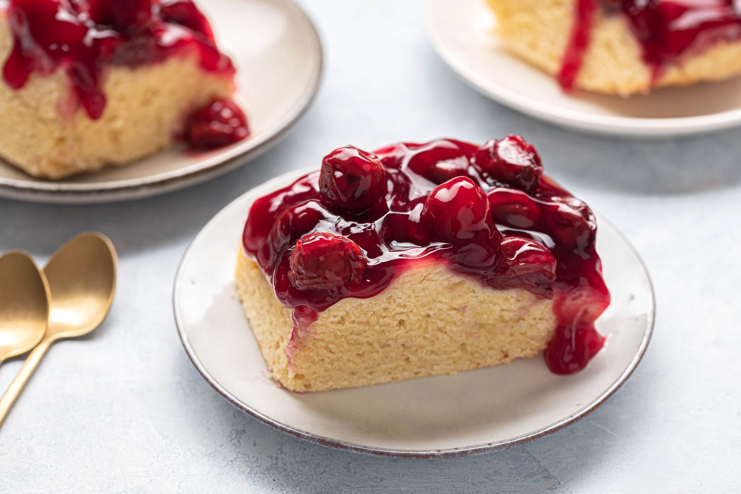 Andy Anand Sugar-Free Dunked Cherry Cake, 9-Inch, 2.9 lb – Keto & Diabetic-Friendly, Cherry Juice Soaked, No Preservatives Birthday Gift