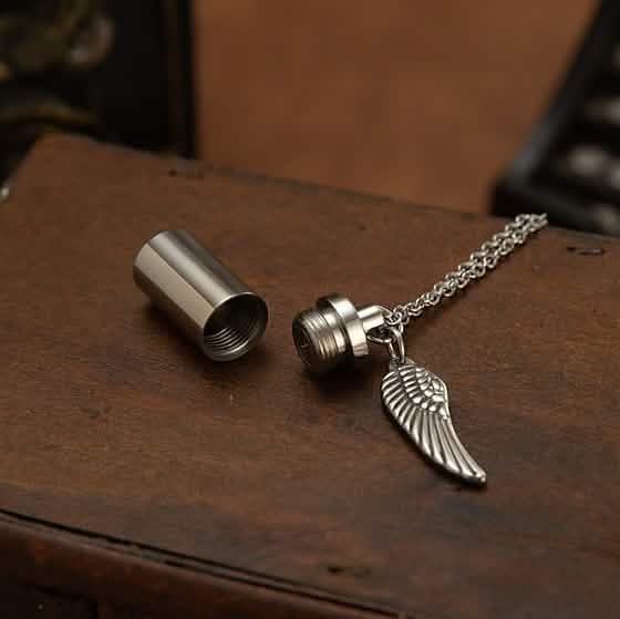 Collier Cendres Ailes d'Ange en Acier Inoxydable