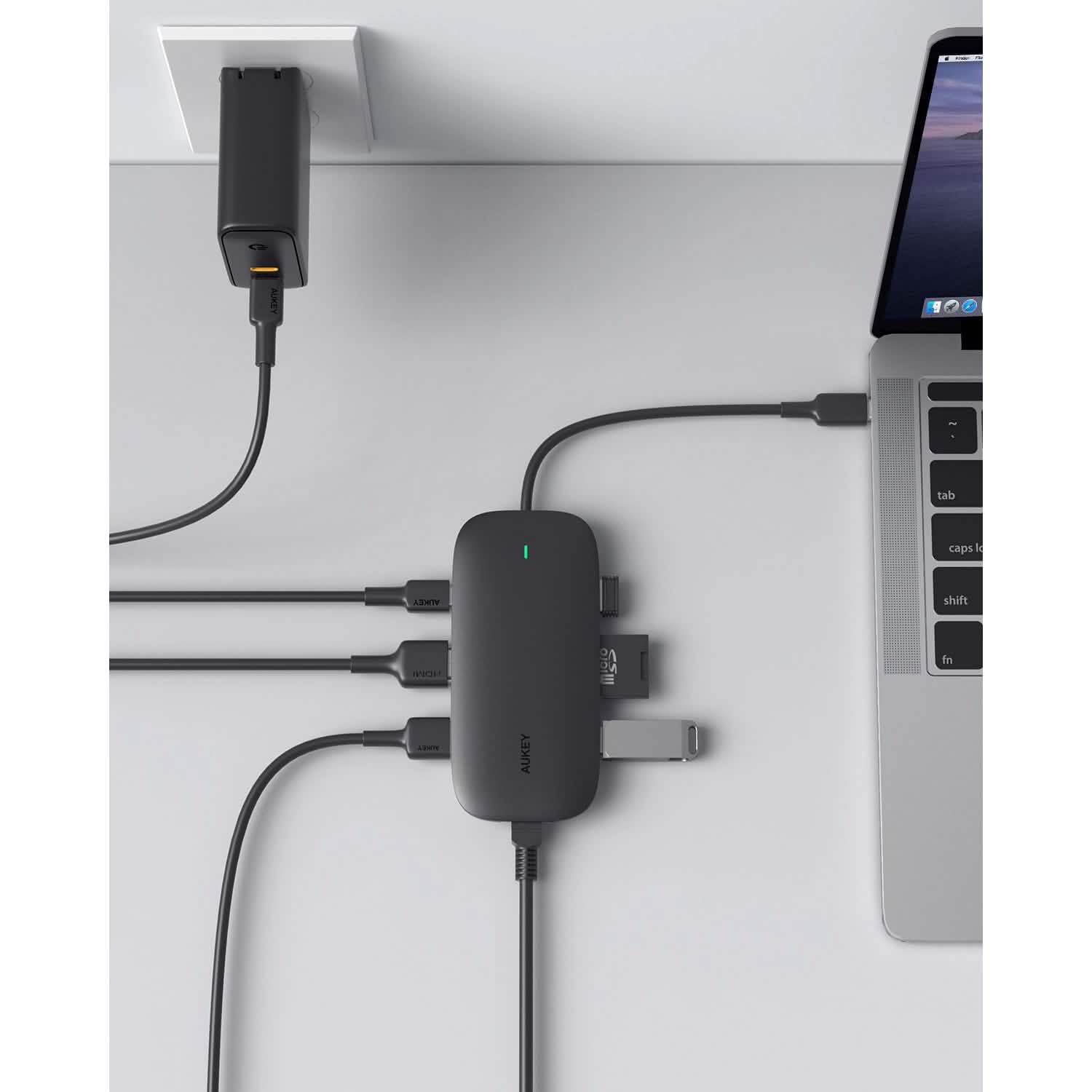 Concentrateur USB C 8-en-1 AUKEY CBC71 avec port Ethernet