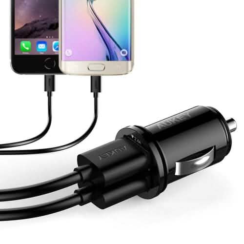 Aukey ユニバーサルTrue AiPOWER 24W 4.8A デュアルポート車載充電器（リファービッシュ品）