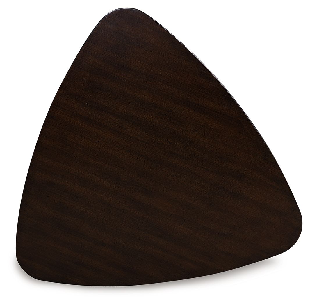 Shorbyn - Triangle Dining Room Table - Merlot