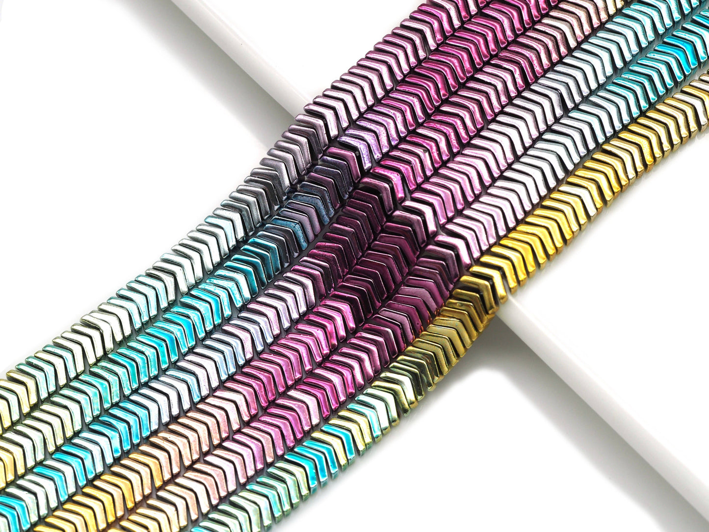 Rainbow V Shape 6x1mm Hematite, Sku#S142
