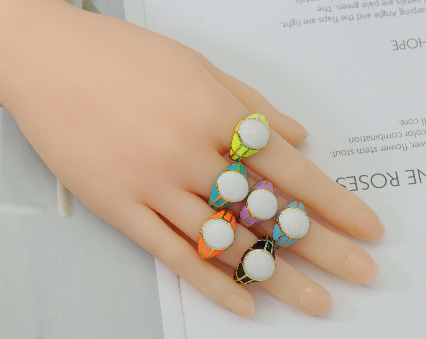 Gold Enamel Round Adjustable Ring, Sku#X327