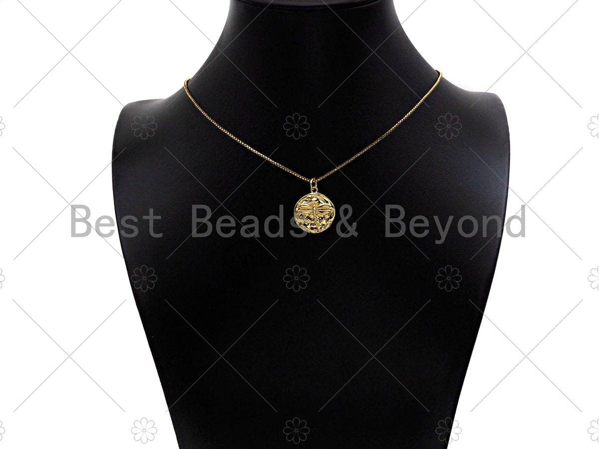 Dainty Dragonfly On Round Coin Shape Pendant/Charm, Gold Dragonfly Medallion Charm, Necklace Bracelet Charm Pendant,18x20mm, Sku#Z1274