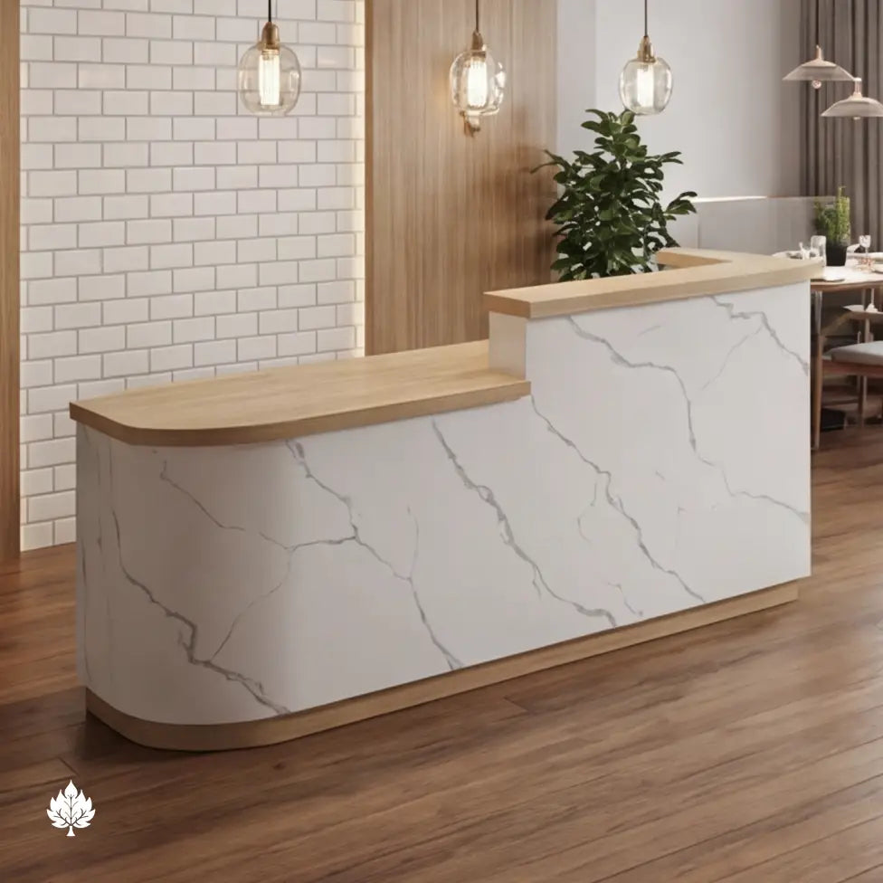 Beatriz · Front Reception Desk