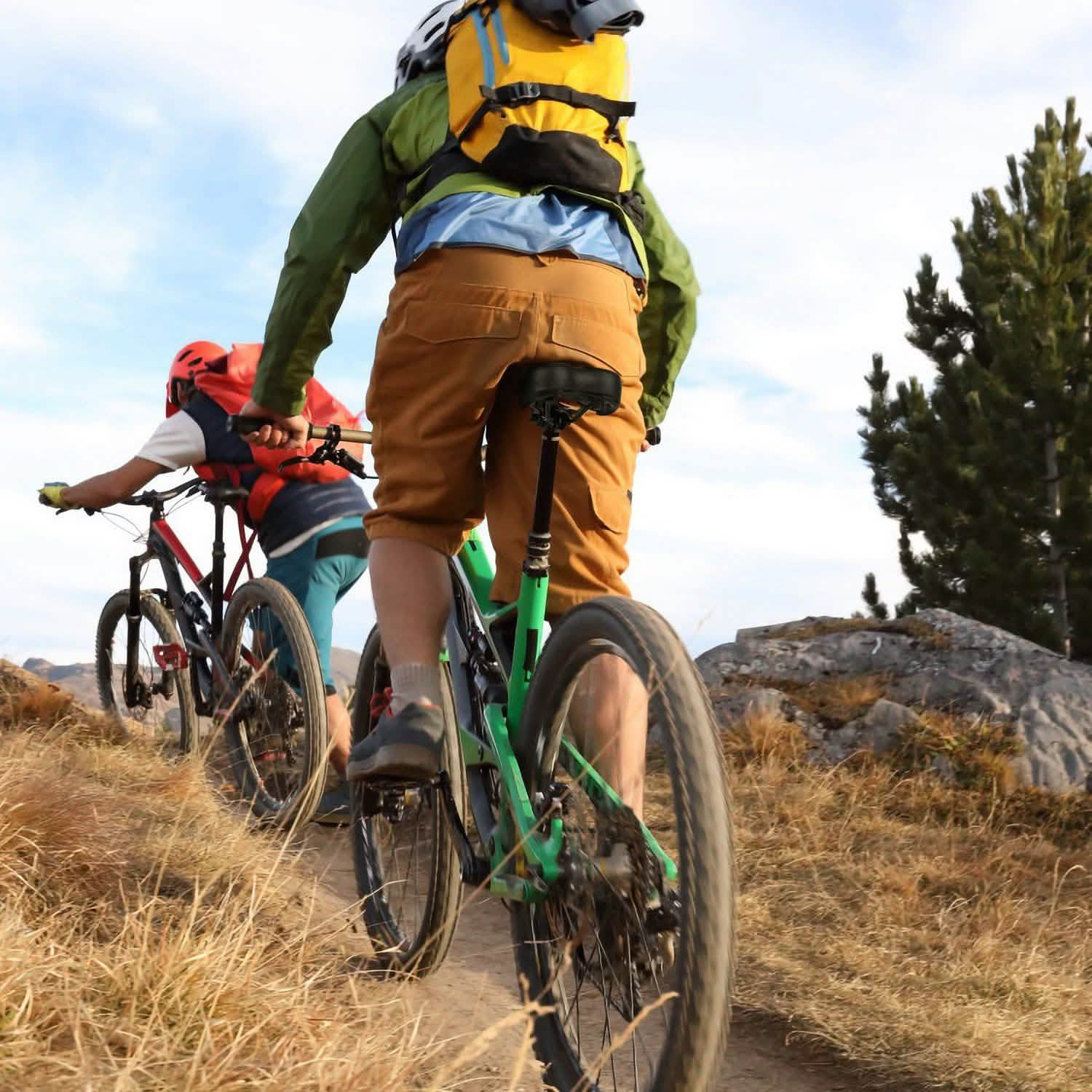 Selle de vélo rembourrée en cuir creux résistant à l'usure