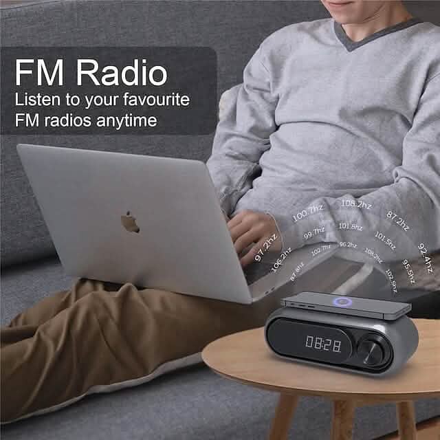 Chargeur sans fil avec réveil et enceinte Bluetooth