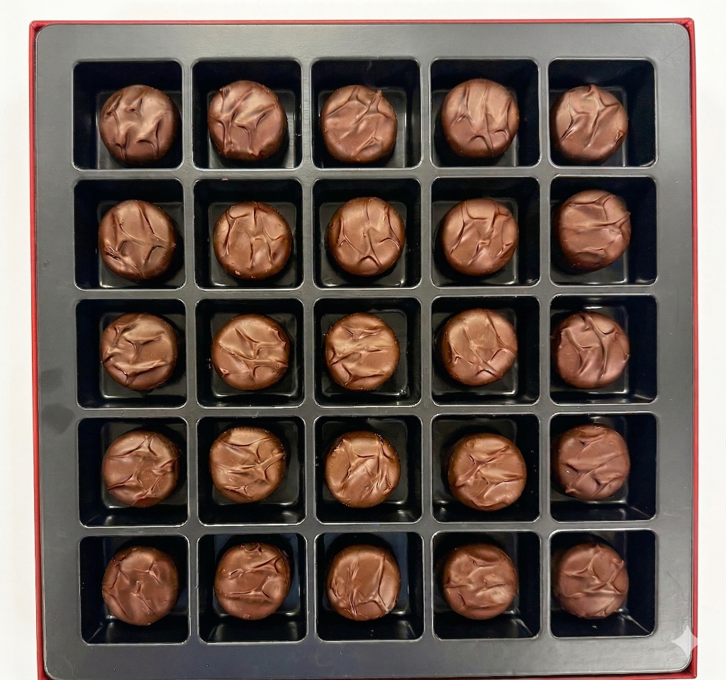 Andy Anand Sugar-Free Vanilla Butter Cream Dark Chocolates, 25 pc – Diabetic-Friendly, Keto, Gluten-Free, Birthday & Valentine's Gift Box