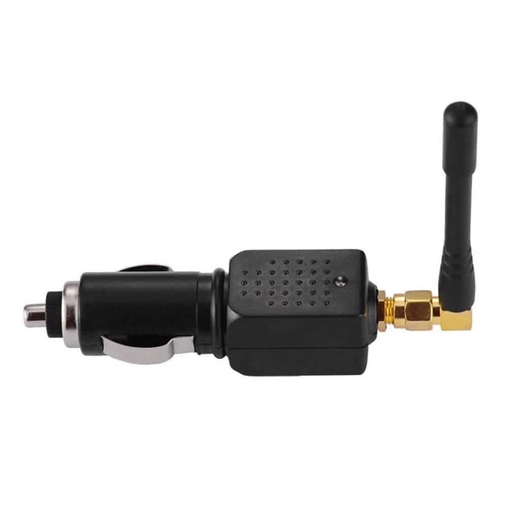 Intercepteur GPS de voiture Alimentation allume-cigare de voiture