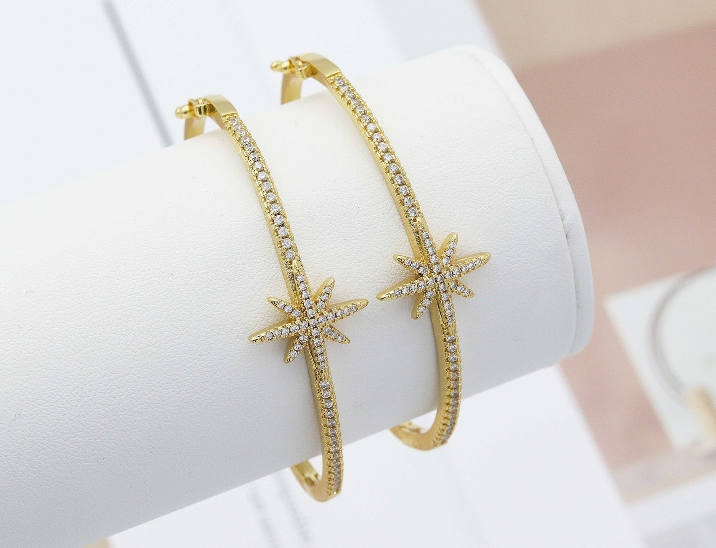 CZ North Star Bangle Bracelet, Sku#X317