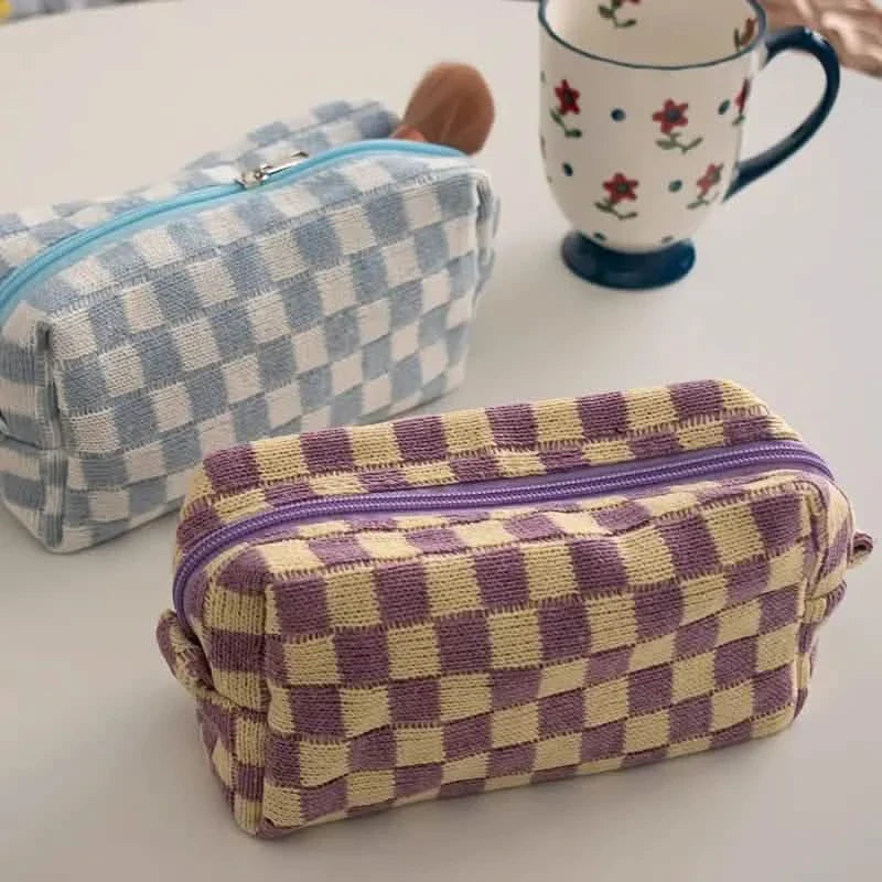 Trousse de maquillage à fermeture éclair à motif à carreaux