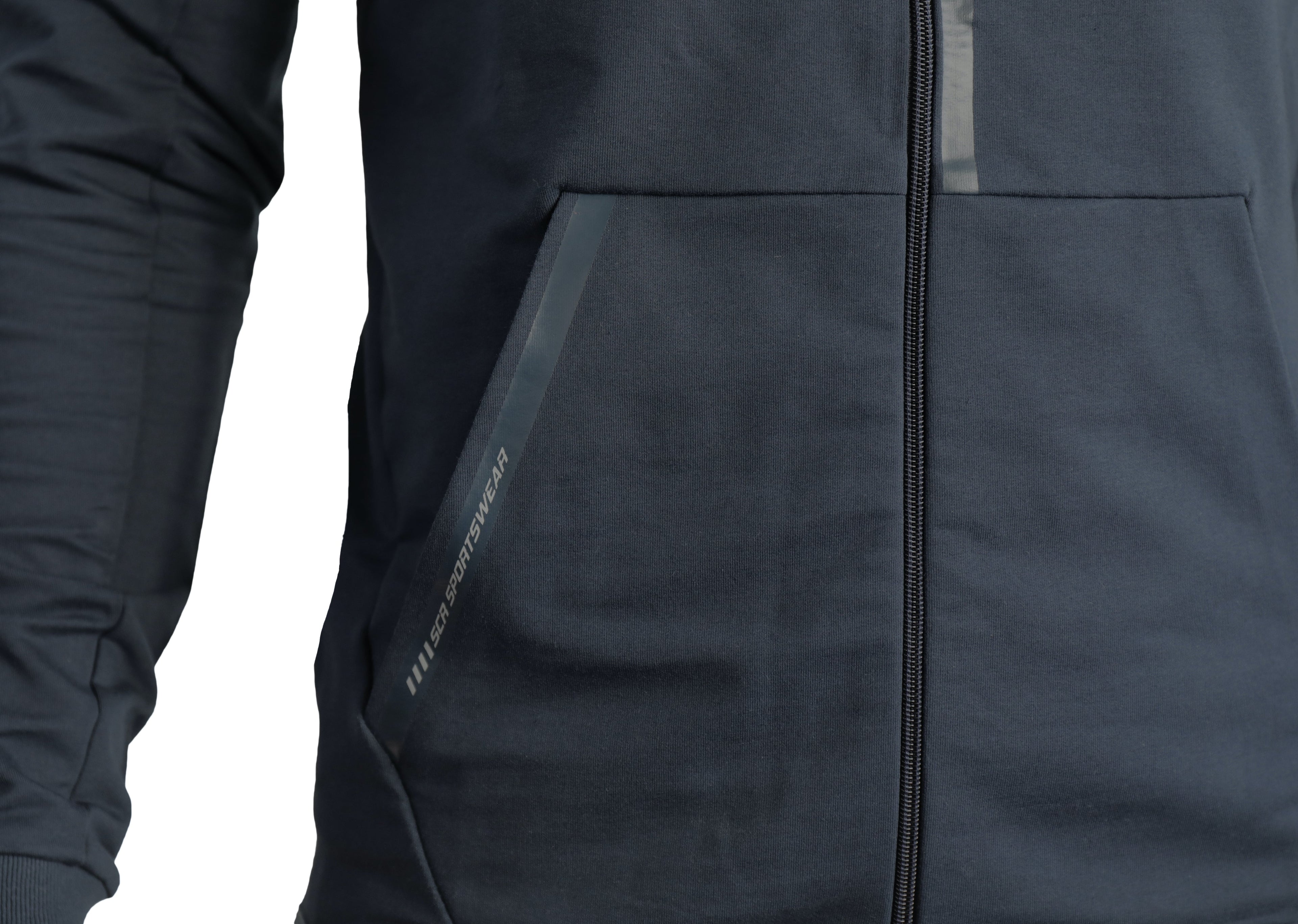 Sweat à capuche confort coupe ajustée