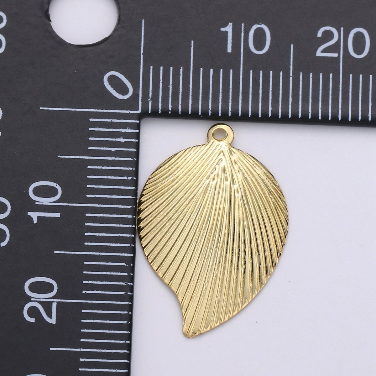 Dainty Flat Leaf Charm Pendant Gold leaf petal charm for DIY Jewelry Making 24k Gold Filled Findings, D-462