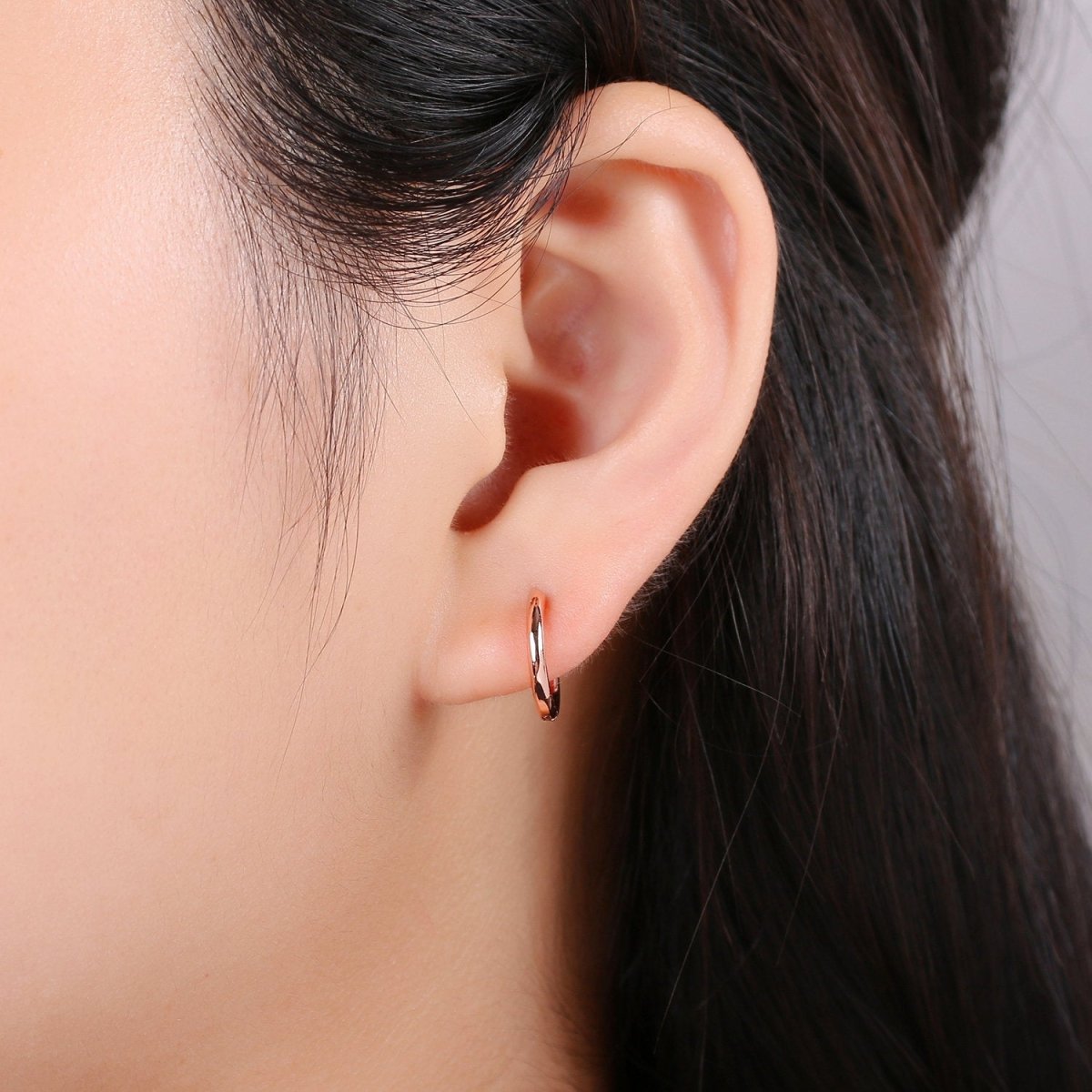 Dainty Hoop Earrings Pair/ Small Hoop Earring Minimalist Hoop Earring Silver Hoops Tiny Gold Hoop Ear Huggers/ Cartilage Earrings/ Rose Gold K-557 to K-560