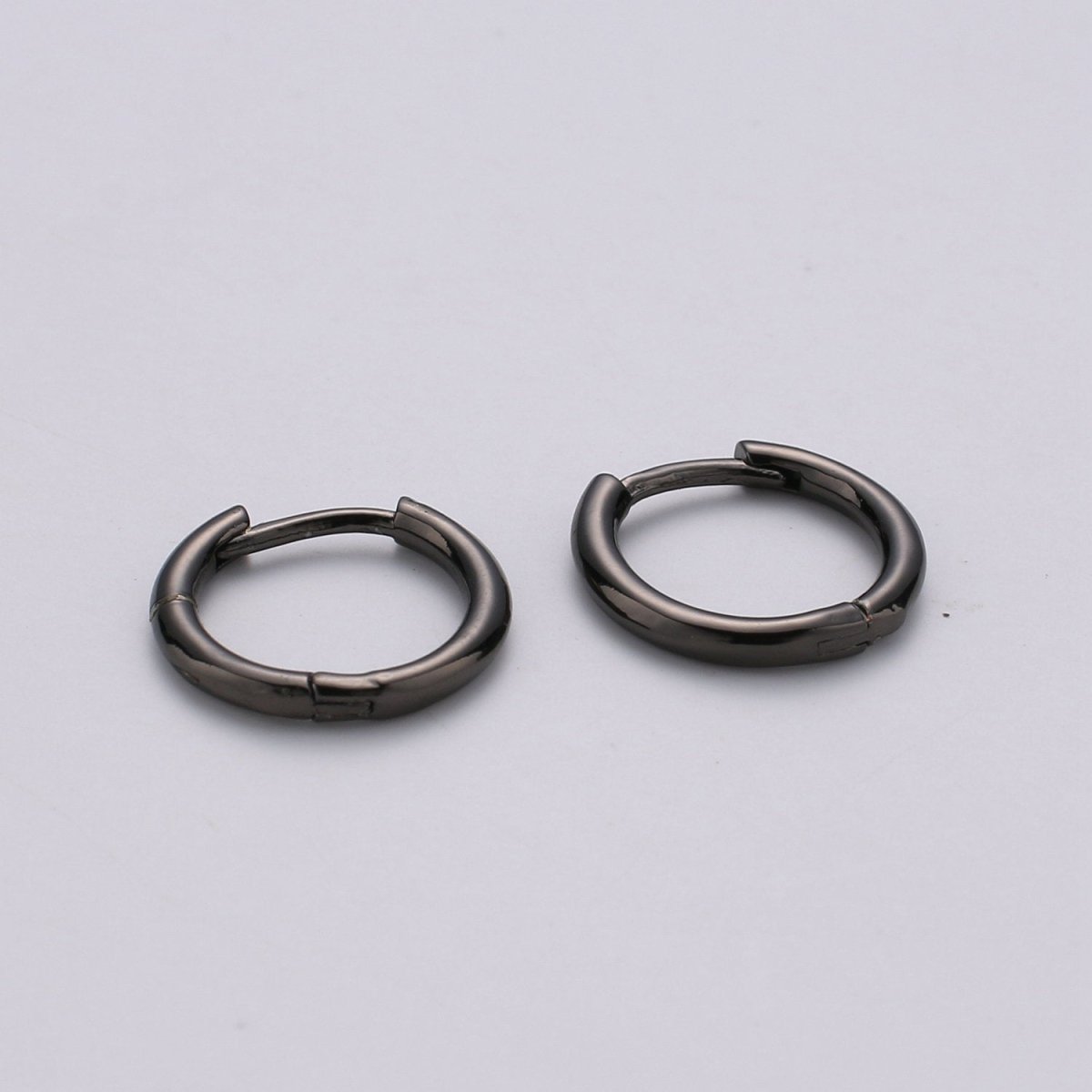 Dainty Hoop Earrings Pair/ Small Hoop Earring Minimalist Hoop Earring Silver Hoops Tiny Gold Hoop Ear Huggers/ Cartilage Earrings/ Rose Gold K-557 to K-560