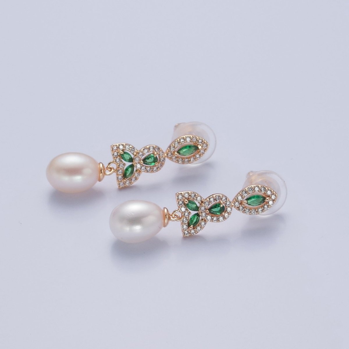 Dangle White Pearl Stud Earring with Gold Green Pave Flower for Wedding Jewelry T-532