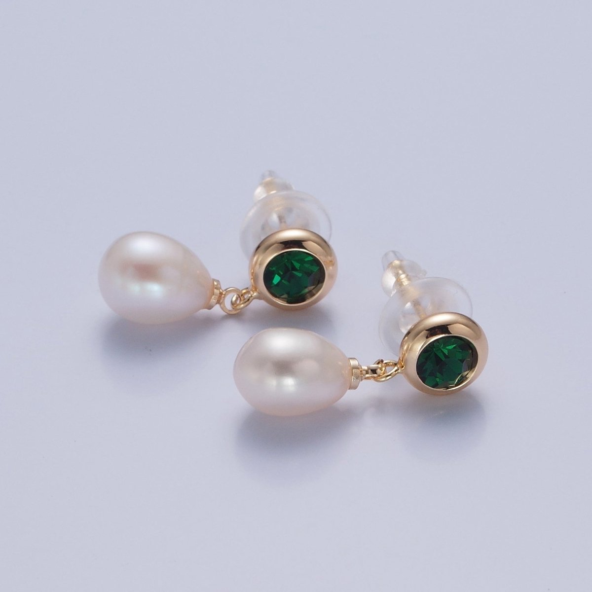 Dangle White Pearl Stud Earring with Green Emerald CZ for Wedding Jewelry T-536