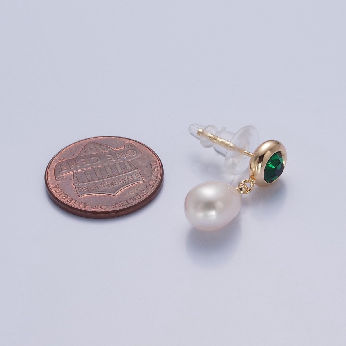 Dangle White Pearl Stud Earring with Green Emerald CZ for Wedding Jewelry T-536