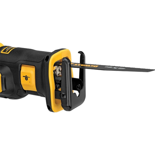 Scie sabre sans fil DEWALT 20 V MAX* XR, compacte, outil seul (DCS367B) (Reconditionnée)