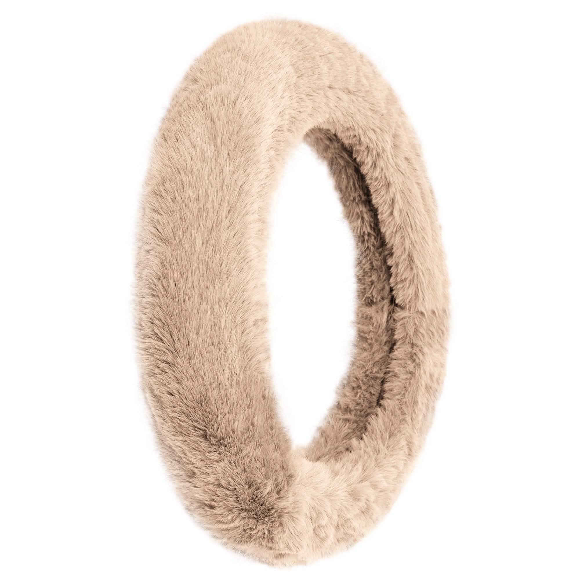 Doe16 Faux Rabbit Fur Steering Wheel Cover
