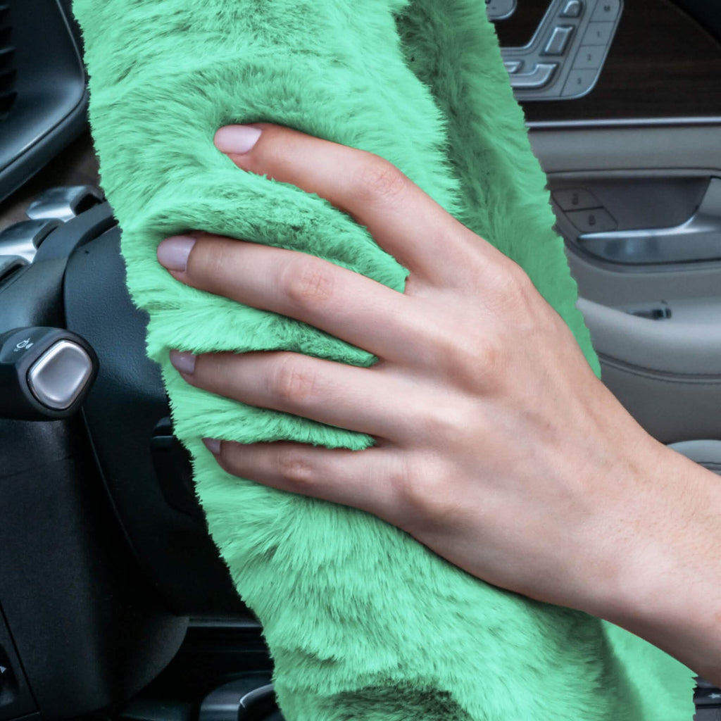 Doe16 Faux Rabbit Fur Steering Wheel Cover