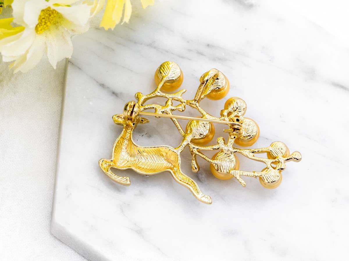 Pave Elk Brooch Jewelry, p40