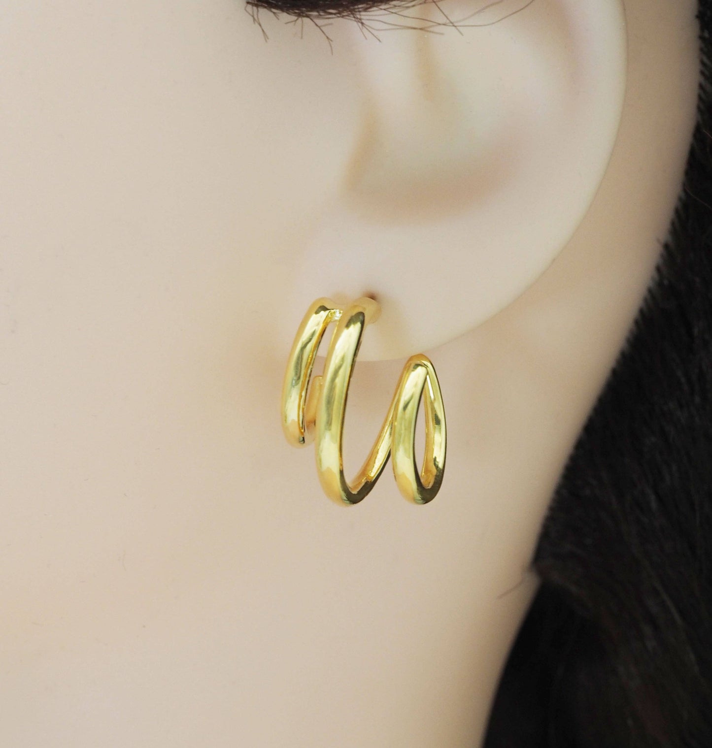 18K Gold Swirl Hoop Earrings, Sku#J381