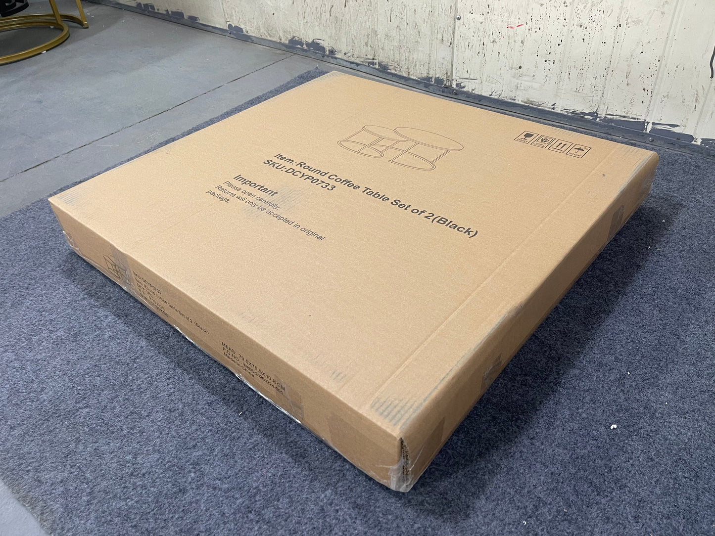27.6in Nesting Coffee Table Set of 2