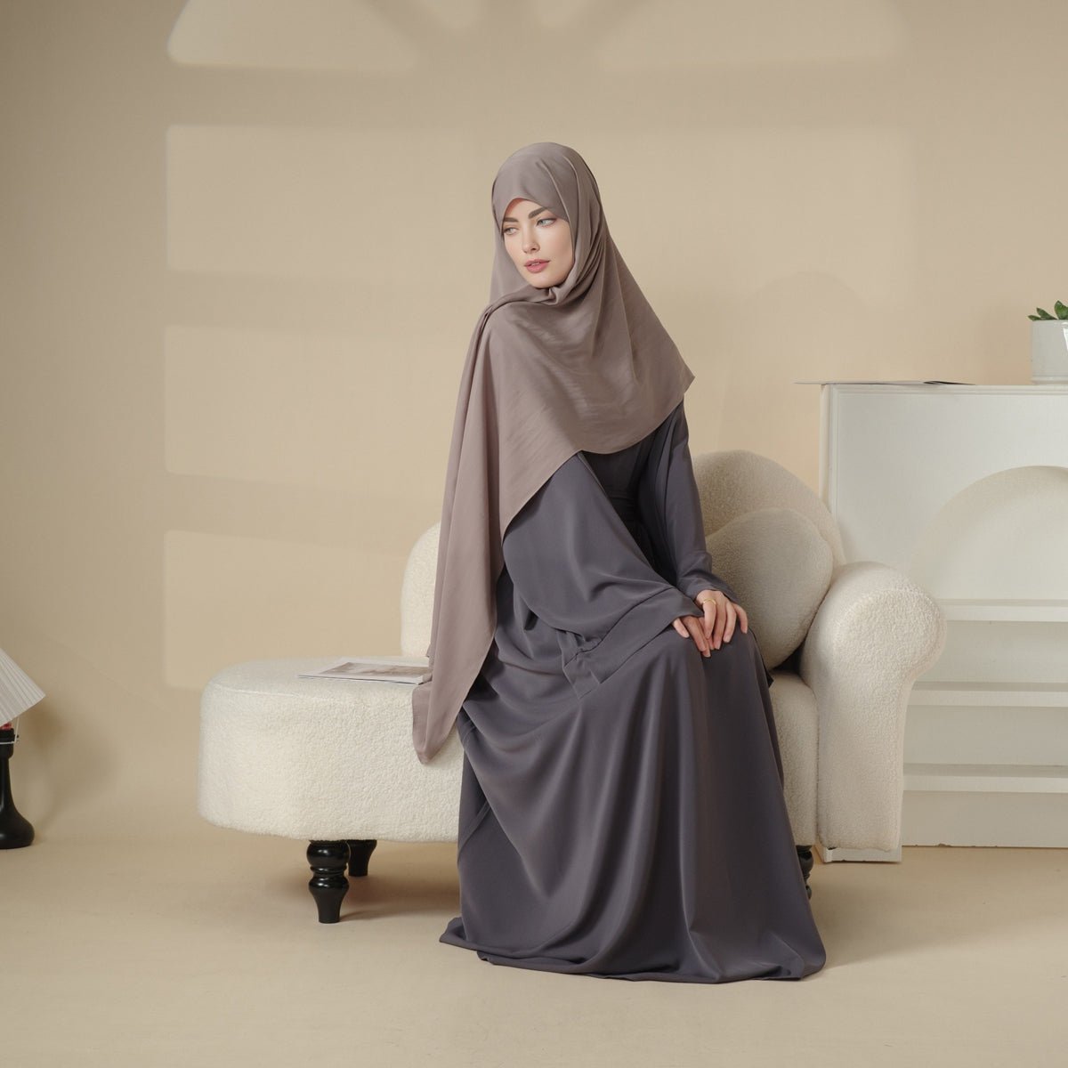 Elegant Solid Color Abaya For Muslimahs (MA036)