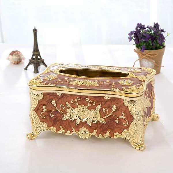 Boîte à mouchoirs vintage européenne