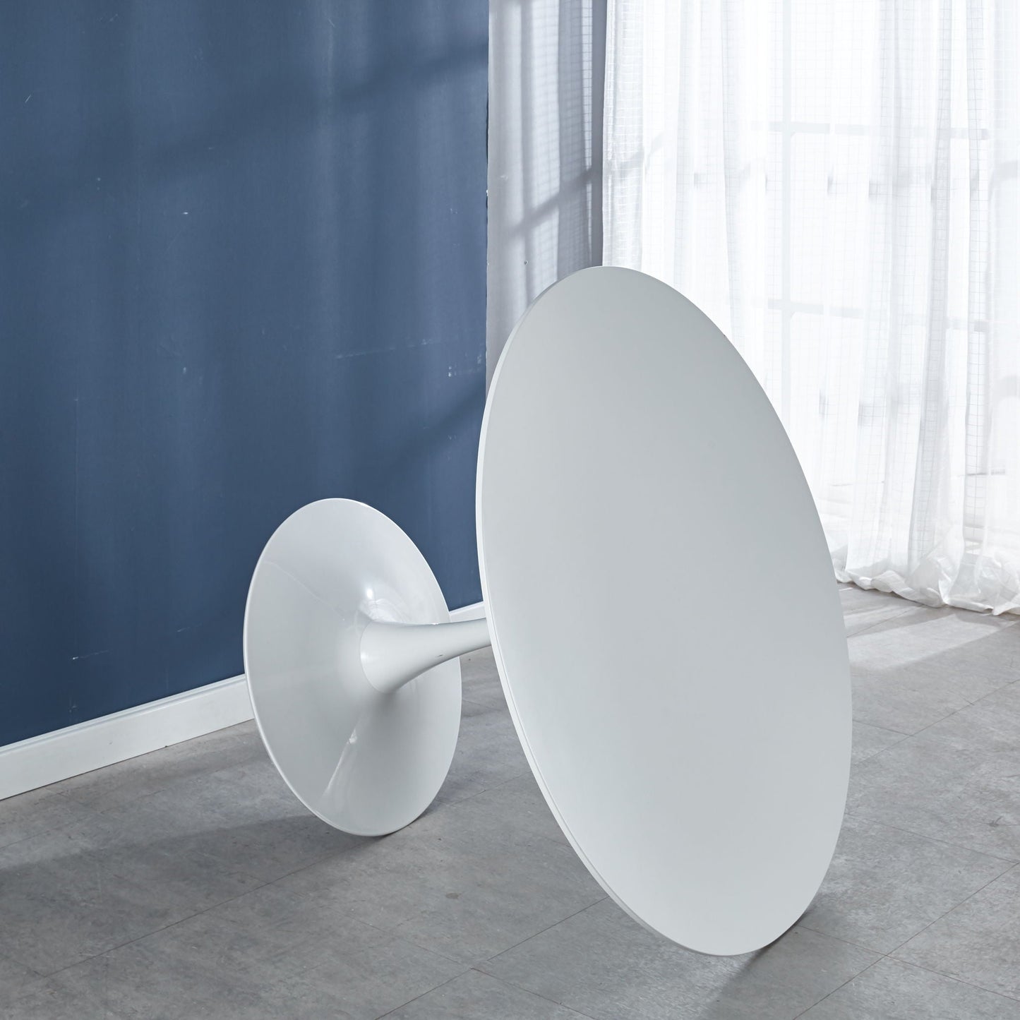 Tulip Special Dining Table