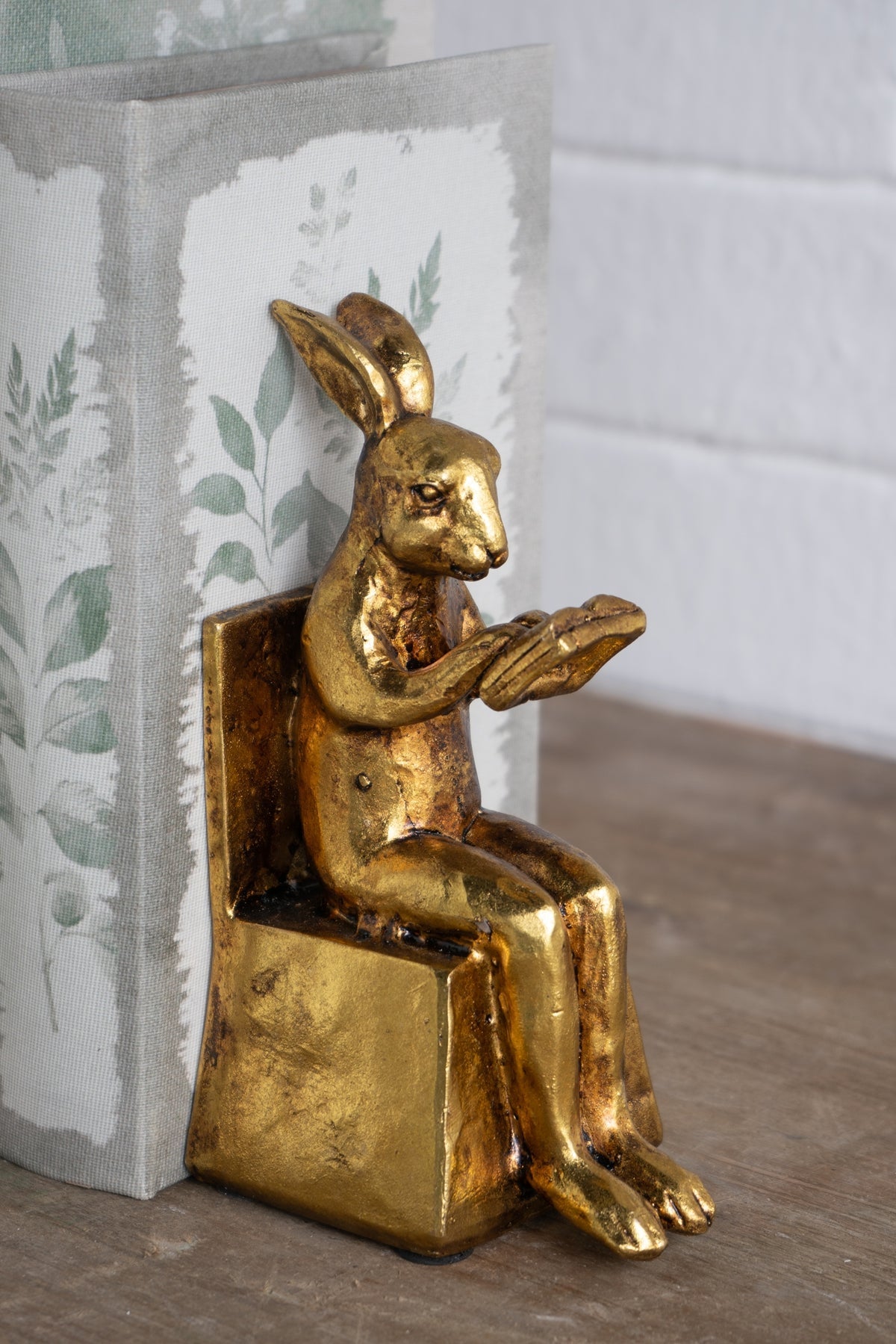 3.9x2.8x6.9" Sitting Rabbit Bookends With Antique Finish