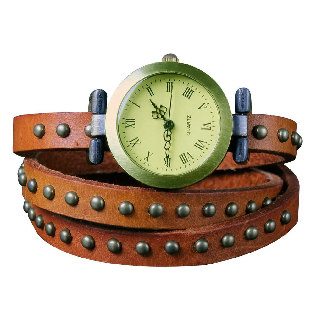 Montre rétro en cuir de rivière à la mode
